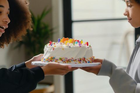 Cake Delivery: A Complete Guide to Choosing, Ordering, and Receiving the Right Cake