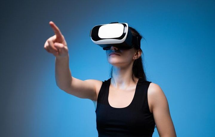 Insights Into Motion Tracking in VR and Modern Spatial Computing Developments